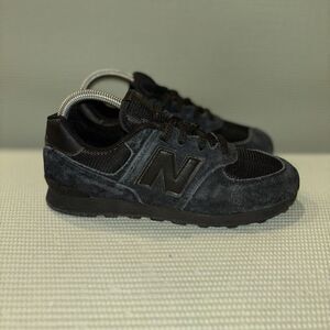 New Balance 574 Core Casual Sneakers Boy’s Size 6 Womens 8 GS574EVE Black Suede